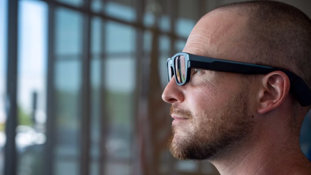 In the race to make affordable display smartglasses, a $100 part may win it
